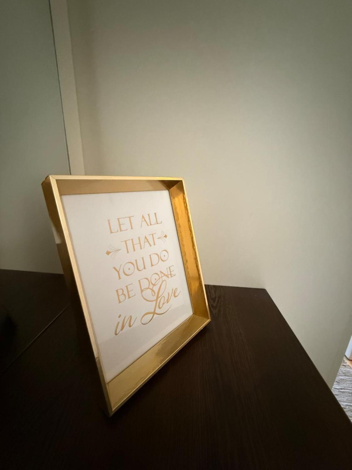 Apartma Flat Close To With Private Parking